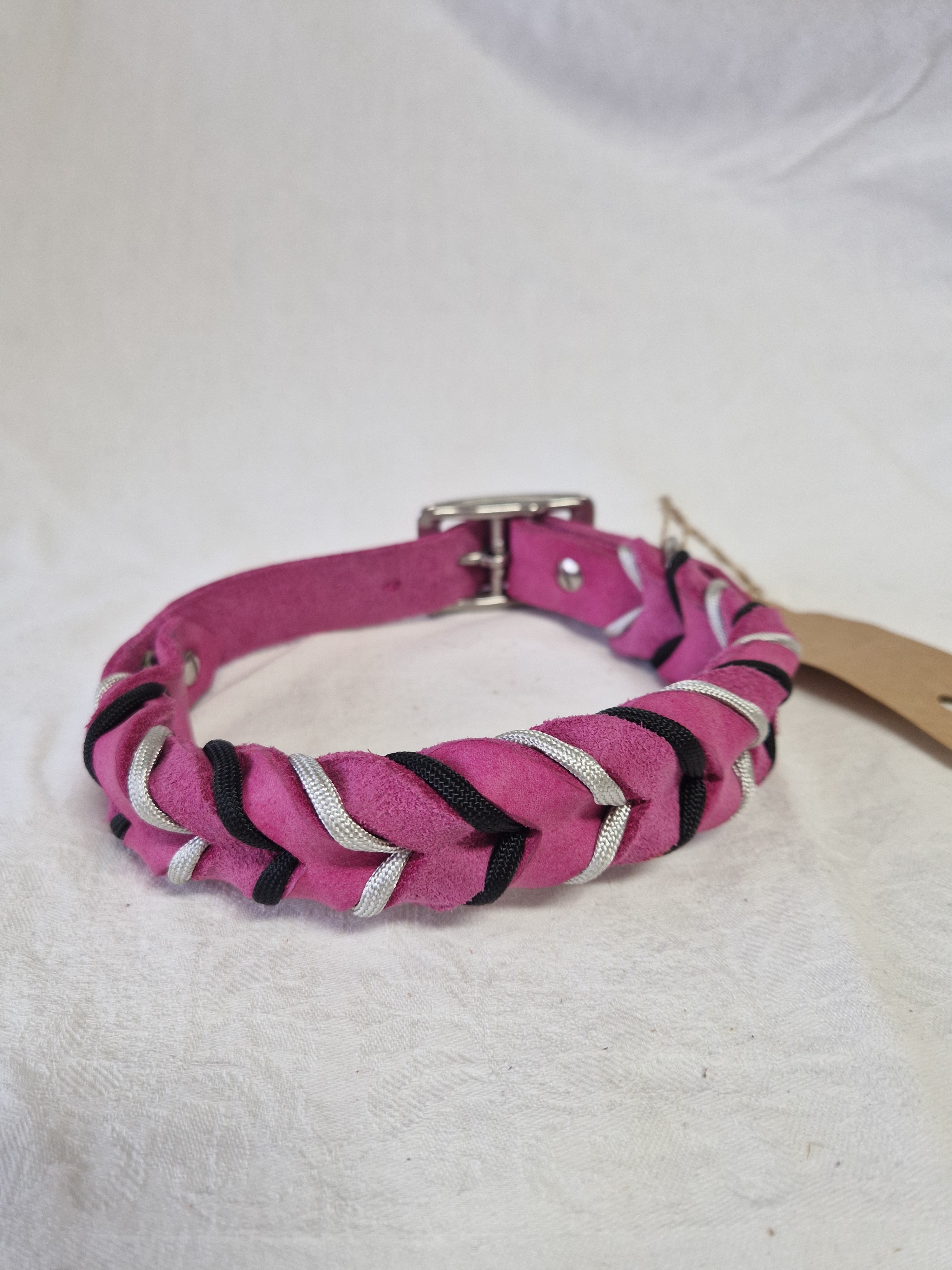 Geflochtenes Lederhalsband mit Paracord - 25mm